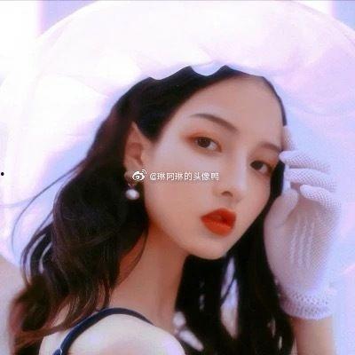 网红凤凤露,揭秘网络红人的崛起之路